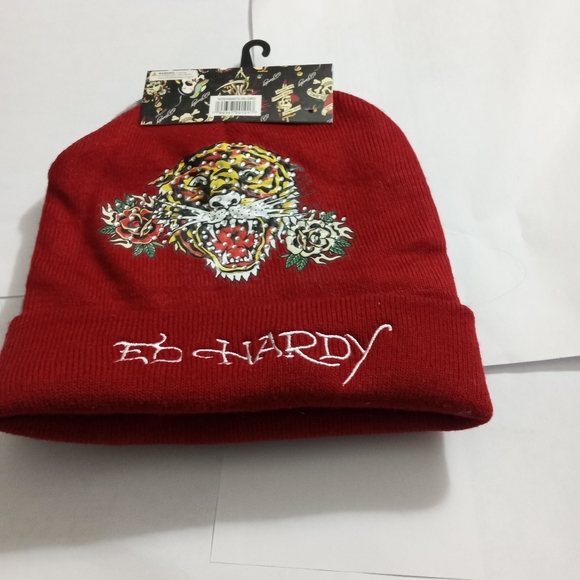 Ed Hardy Red & Gray Serbian Hill Roaring Tiger Tattoo Cap/Beanie Set - Picture 6 of 10